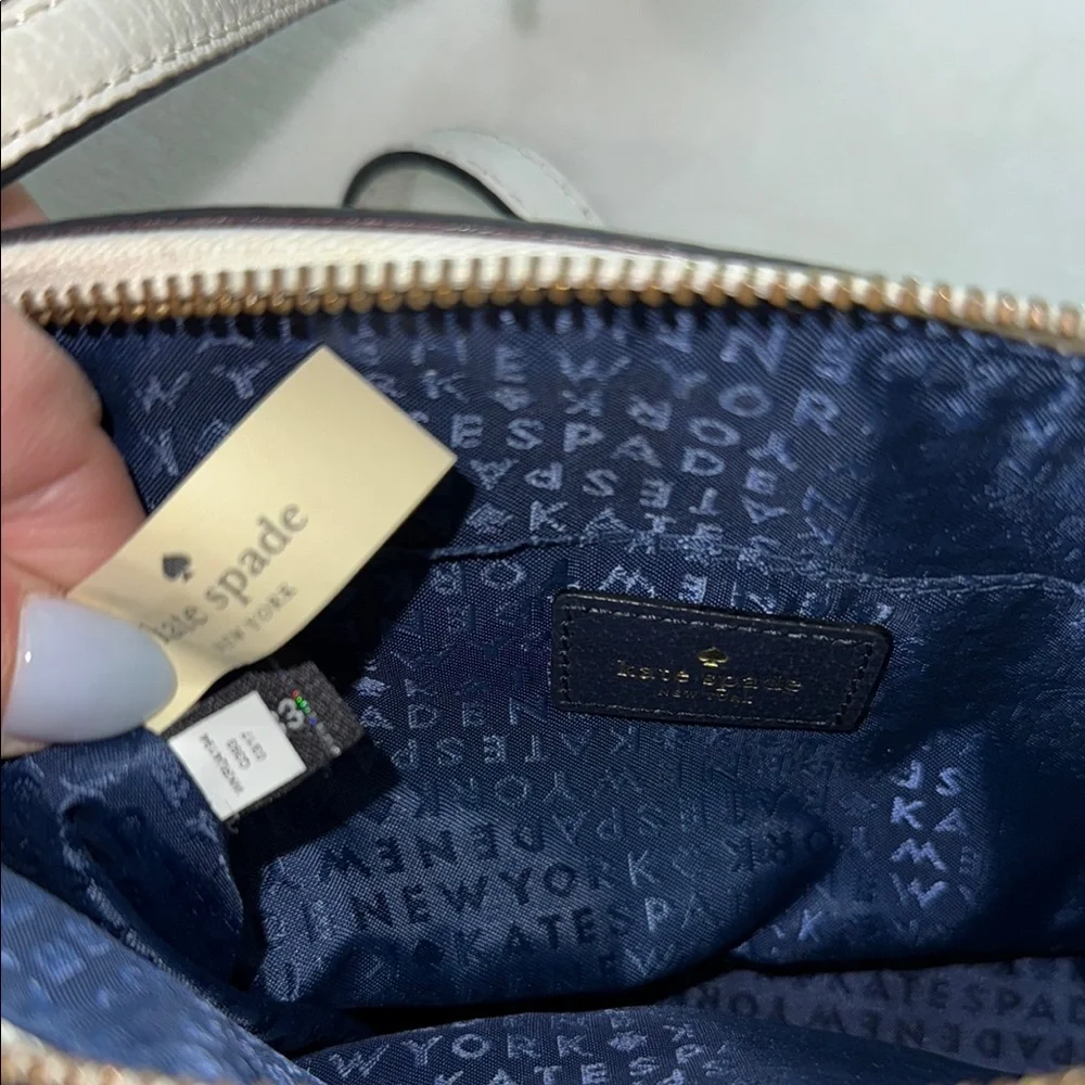 Kate Spade crossbody leather purse Navy and Cream small with exterior pocket